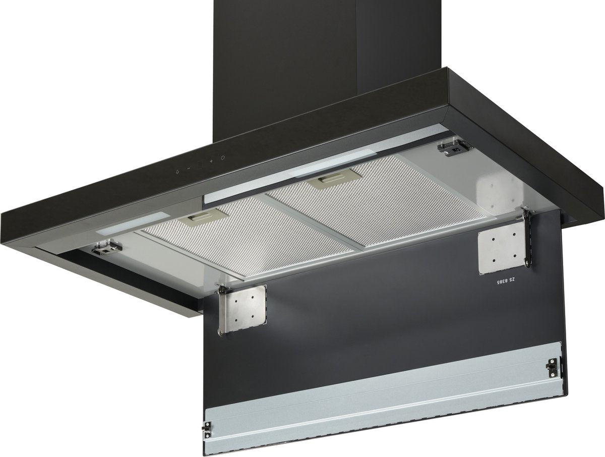 zwarte EVCH9845B Everglades afzuigkap met metalen vetfilters en glazen klep openstaand