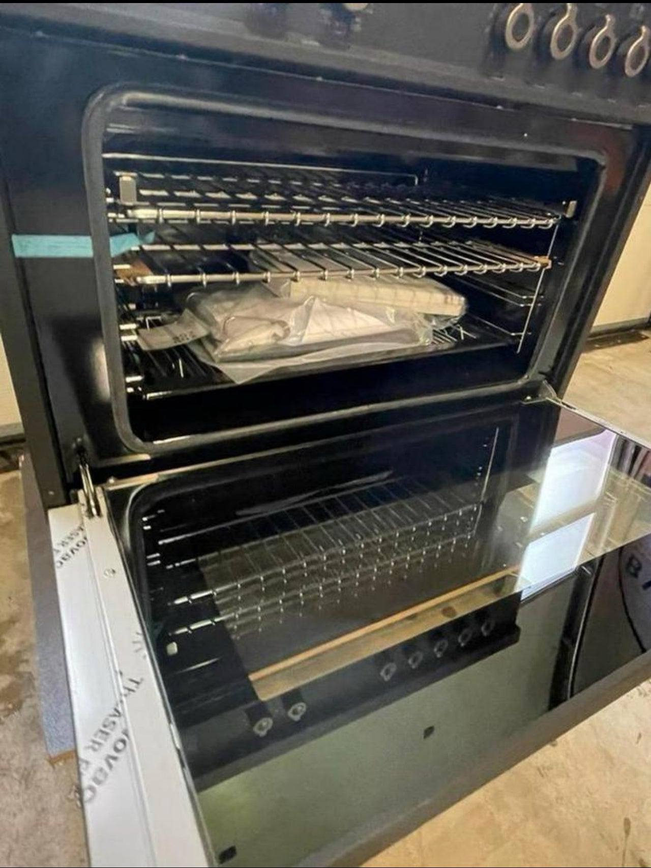 Air-Tec 90 cm fornuis met inductiekookplaat en multifunctionele oven met geïntegreerde werkbladafzuiging